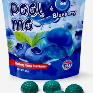 A 65g blue bag of Daffy’s Peel Me Blueberry Gummy Candy, featuring soft, peelable, and halal-certified blueberry-flavored gummies, made with real fruit juice