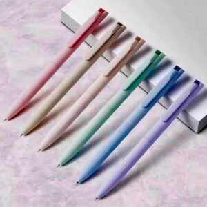 A collection of six retractable gel pens in soft pastel colors, featuring a 0.5mm fine point tip for clean, colorful note-taking.
