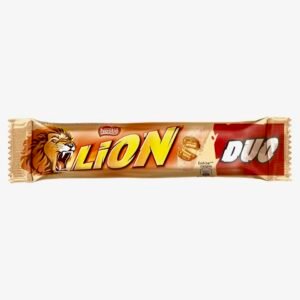 A Nestlé Lion Duo twin-pack chocolate bar featuring layers of crispy wafer, soft caramel, and crunchy cereal coated in milk chocolate.